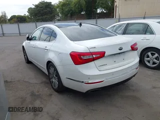 2016 Kia Cadenza Premium with VIN KNALN4D77G5218198, listed as a IAAI auction lot 40381356 with 77,116 mi miles. Bid and sale history available at carsss.com. Image 3.