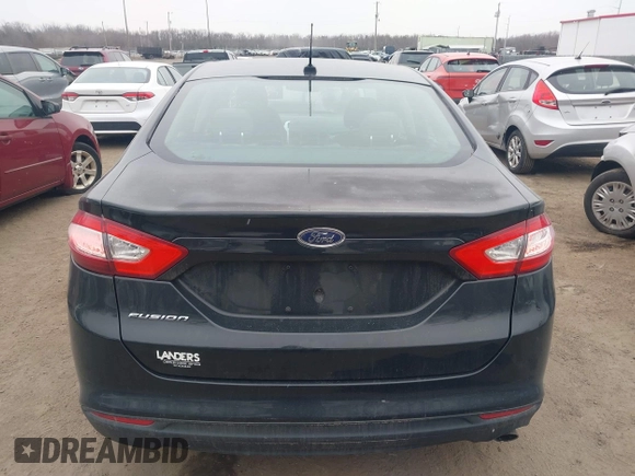 2013 Ford Fusion S with VIN 3FA6P0G76DR200904, listed as a IAAI auction lot 41568525 with 235,852 mi miles. Bid and sale history available at carsss.com. Image 16.