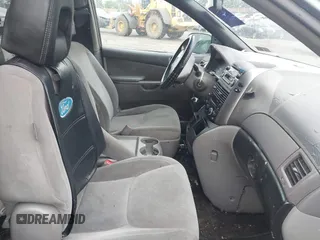 2005 Toyota Sienna CE with VIN 5TDZA23C25S248714, listed as a IAAI auction lot 42221277 with 318,125 mi miles and . Bid and sale history available at DreamBid. Image 5.