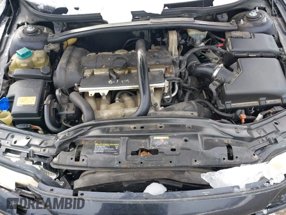 2007 Volvo S60 2.5L Turbo with VIN YV1RH592572611667, listed as a IAAI auction lot 41558875 with 160,433 mi miles. Bid and sale history available at carsss.com. Image 10.