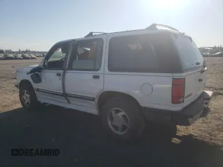 1994 Ford Explorer Eddie Bauer z VIN 1FMDU34X3RUE51150, wystawiony jako Copart lot #72376214 z przebiegiem 176 319 mil mil oraz Szkody całkowita. Historia ofert i sprzedaży dostępna na DreamBid. Obrazek 2.