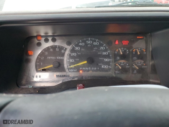 1998 Chevrolet C/K 1500 with VIN 2GCEC19R7W1113042, listed as a Copart auction lot 83655164 with 148,188 mi miles and Salvage Title. Bid and sale history available at carsss.com. Image 9.
