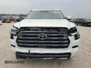 2024 Toyota Sequoia SR5 with VIN 7SVAAAAA5RX003159, listed as a Copart auction lot 45569285 with 17,581 mi miles and Salvage Title. Bid and sale history available at carsss.com. Image 5.