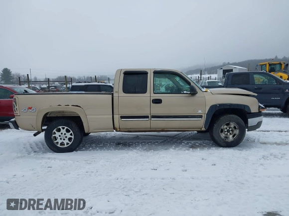 2005 Chevrolet Silverado 1500 with VIN 1GCEK19V75E150685, listed as a IAAI auction lot 41431129 with 254,224 mi miles. Bid and sale history available at carsss.com. Image 13.
