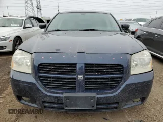 2006 Dodge Magnum R/T z VIN 2D4GV57276H122690, wystawiony jako Copart lot #44357495 z przebiegiem 129 569 mil mil oraz Szkoda całkowita • Salvage title. Historia ofert i sprzedaży dostępna na DreamBid. Obrazek 5.
