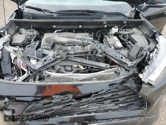 2024 Toyota RAV4 XLE Premium with VIN 2T3A1RFV3RC428731, listed as a Copart auction lot 59918945 with 26,263 mi miles and Salvage title. Bid and sale history available at DreamBid. Image 12.