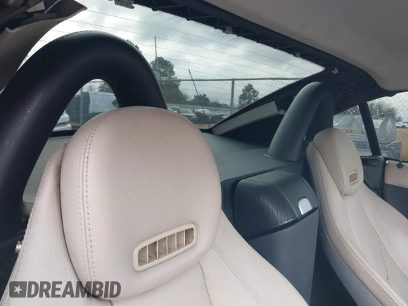 2007 Mercedes-Benz SLK 280 with VIN WDBWK54F77F143209, listed as a IAAI auction lot 41253888 with 113,025 mi miles and . Bid and sale history available at DreamBid. Image 8.