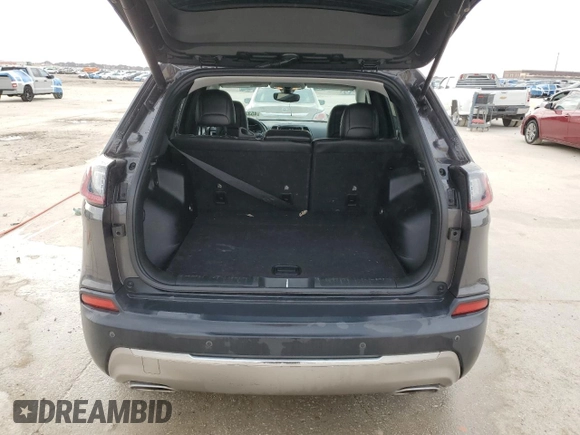 2019 Jeep Cherokee Limited with VIN 1C4PJMDX5KD134895, listed as a Copart auction lot 45327835 with 92,428 mi miles and Salvage Title. Bid and sale history available at DreamBid. Image 6.