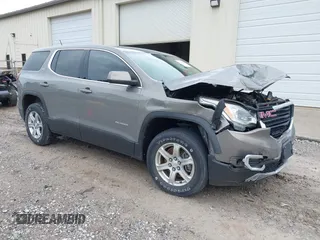 2019 GMC Acadia SLE z VIN 1GKKNKLAXKZ266395, wystawiony jako IAAI lot #42116247 z przebiegiem 65 760 mil mil oraz . Historia ofert i sprzedaży dostępna na DreamBid. Obrazek 1.
