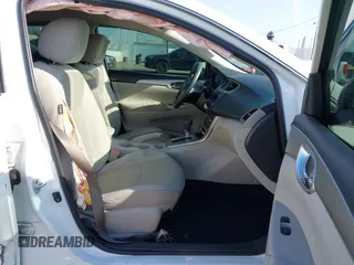 2015 Nissan Sentra SR with VIN 3N1AB7AP1FY341184, listed as a IAAI auction lot 41998906 with 113,340 mi miles and . Bid and sale history available at DreamBid. Image 5.