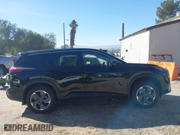 2024 Nissan Rogue SV with VIN JN8BT3BA6RW351100, listed as a IAAI auction lot 41605668 with 8,199 mi miles and . Bid and sale history available at carsss.com. Image 12.