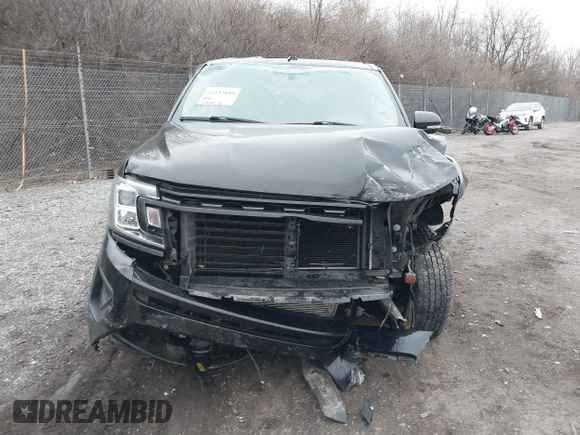 2019 Ford Expedition Max XLT z VIN 1FMJK1JT8KEA12590, wystawiony jako IAAI lot #41153889 z przebiegiem 103 284 mil mil oraz . Historia ofert i sprzedaży dostępna na DreamBid. Obrazek 13.