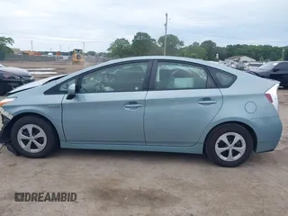 2015 Toyota Prius Four with VIN JTDKN3DU2F1895311, listed as a IAAI auction lot 42525427 with 80,944 mi miles and . Bid and sale history available at DreamBid. Image 15.