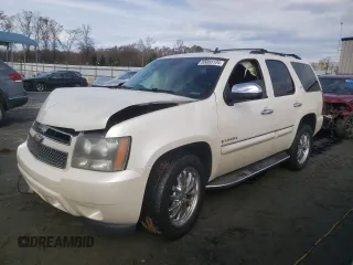 2008 Chevrolet Tahoe 3LT z VIN 1GNFK13078R199472, wystawiony jako Copart lot #85005124 z przebiegiem 235 666 mil mil oraz Szkody całkowita. Historia ofert i sprzedaży dostępna na DreamBid. Obrazek 1.