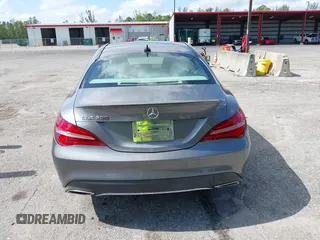 2019 Mercedes-Benz CLA 250 с VIN WDDSJ4EB4KN773539, выставлен на аукционе IAAI как лот 42299213 с пробегом 55 007 миль миль и . История ставок и продаж доступна на DreamBid. Изображение 16.