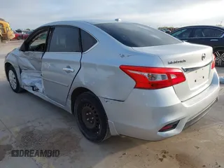2017 Nissan Sentra S z VIN 3N1AB7AP2HY250721, wystawiony jako IAAI lot #42572969 z przebiegiem 83 713 mil mil oraz . Historia ofert i sprzedaży dostępna na DreamBid. Obrazek 3.