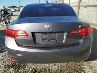 2015 Acura ILX Premium z VIN 19VDE1F54FE010017, wystawiony jako Copart lot #79522394 z przebiegiem 115 003 mil mil oraz Szkoda całkowita • Salvage title. Historia ofert i sprzedaży dostępna na DreamBid. Obrazek 6.