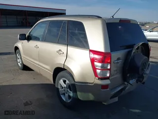 2007 Suzuki Grand Vitara XSport w/Snrf with VIN JS3TD944174200277, listed as a IAAI auction lot 41825392 with 175,860 mi miles. Bid and sale history available at carsss.com. Image 3.