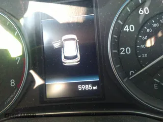 2021 Hyundai Kona Ultimate with VIN KM8K5CA57MU610302, listed as a IAAI auction lot 36878990 with 5,985 mi miles. Bid and sale history available at carsss.com. Image 7.