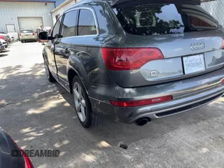 2012 Audi Q7 S line z VIN WA1DGAFE4CD006753, wystawiony jako IAAI lot #42770060 z przebiegiem 144 392 mil mil oraz . Historia ofert i sprzedaży dostępna na DreamBid. Obrazek 3.