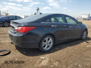 2013 Hyundai Sonata Limited z VIN 5NPEC4AC7DH504924, wystawiony jako Copart lot #54246895 z przebiegiem 168 569 mil mil oraz Szkoda całkowita • Salvage title. Historia ofert i sprzedaży dostępna na DreamBid. Obrazek 3.