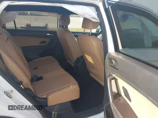 2024 Volkswagen Tiguan SE with VIN 3VV3B7AX3RM120298, listed as a IAAI auction lot 41862454 with Not provided miles and . Bid and sale history available at DreamBid. Image 8.