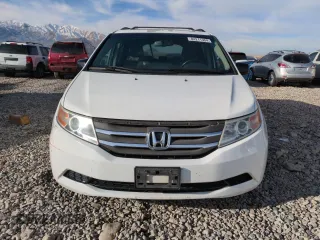 2011 Honda Odyssey EX-L with VIN 5FNRL5H63BB002480, listed as a Copart auction lot 84211304 with 160,316 mi miles and Salvage Title. Bid and sale history available at carsss.com. Image 5.