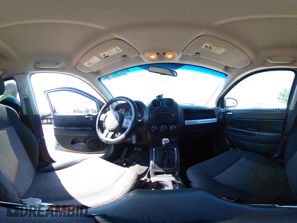 2015 Jeep Compass Sport with VIN 1C4NJCBB5FD110725, listed as a IAAI auction lot 40506090 with 132,207 mi miles. Bid and sale history available at carsss.com. Image 19.