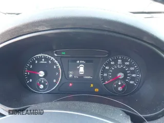 2019 Kia Sorento LX z VIN 5XYPG4A50KG470876, wystawiony jako IAAI lot #42156680 z przebiegiem 133 683 mil mil oraz . Historia ofert i sprzedaży dostępna na DreamBid. Obrazek 7.