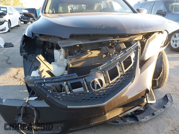 2014 Acura RDX Tech Pkg with VIN 5J8TB4H59EL014808, listed as a IAAI auction lot 41819950 with 92,464 mi miles. Bid and sale history available at carsss.com. Image 6.