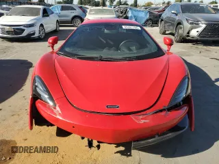 2019 McLaren 570S z VIN SBM13FAA3KW006503, wystawiony jako Copart lot #84487784 z przebiegiem Nie podano mil oraz Szkody całkowita. Historia ofert i sprzedaży dostępna na DreamBid. Obrazek 5.