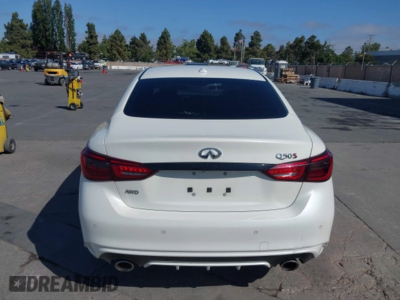 2021 Infiniti Q50 Red Sport 400 with VIN JN1FV7DR9MM880601, listed as a IAAI auction lot 42509477 with 28,202 mi miles and . Bid and sale history available at DreamBid. Image 17.