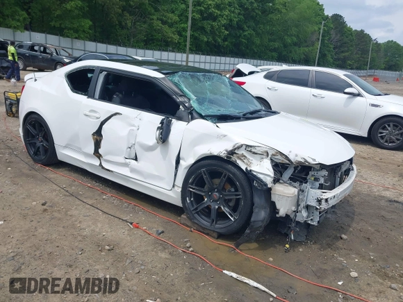 2011 Scion tC z VIN JTKJF5C75B3010638, wystawiony jako IAAI lot #42127293 z przebiegiem 149 320 mil mil oraz . Historia ofert i sprzedaży dostępna na DreamBid. Obrazek 1.