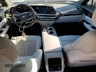2023 Cadillac LYRIQ RWD Luxury z VIN 1GYKPMRK8PZ001087, wystawiony jako Copart lot #54224495 z przebiegiem 36 395 mil mil oraz Szkoda całkowita • Salvage title. Historia ofert i sprzedaży dostępna na DreamBid. Obrazek 8.