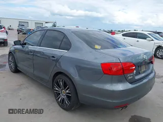 2013 Volkswagen Jetta SE with VIN 3VWDX7AJ6DM442987, listed as a IAAI auction lot 42240855 with 150,540 mi miles and . Bid and sale history available at DreamBid. Image 3.