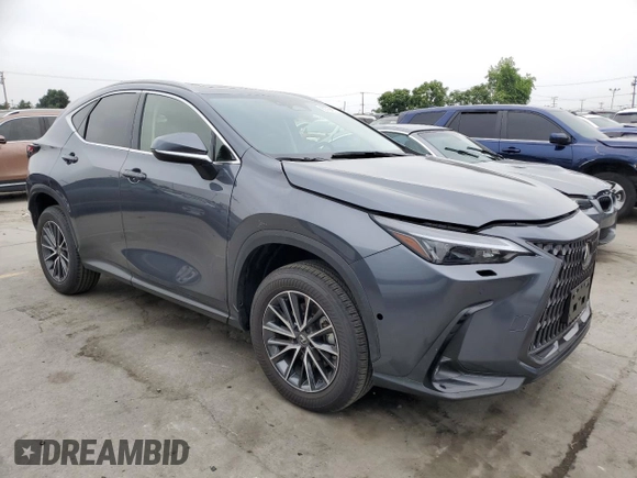 2025 Lexus NX 250 z VIN JTJADCAZ0S5024650, wystawiony jako Copart lot #60754175 z przebiegiem 4 736 mil mil oraz Szkoda całkowita • Salvage title. Historia ofert i sprzedaży dostępna na DreamBid. Obrazek 4.