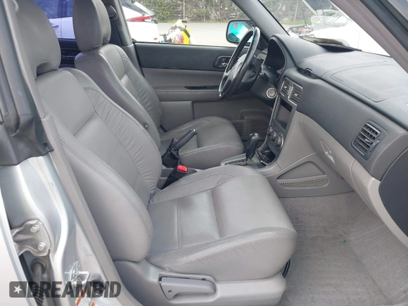 2003 Subaru Forester XS with VIN JF1SG65633H714866, listed as a IAAI auction lot 41697132 with 162,447 mi miles. Bid and sale history available at carsss.com. Image 5.