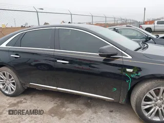 2018 Cadillac XTS Luxury with VIN 2G61M5S32J9118171, listed as a IAAI auction lot 41680337 with 62,207 mi miles. Bid and sale history available at carsss.com. Image 13.