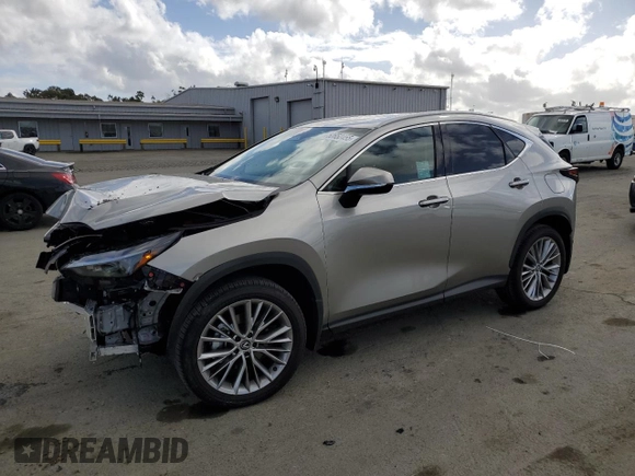 2025 Lexus NX 350h Premium z VIN 2T2GKCEZ1SC039928, wystawiony jako Copart lot #50650455 z przebiegiem 4 397 mil mil oraz Szkoda całkowita • Salvage title. Historia ofert i sprzedaży dostępna na DreamBid. Obrazek 1.
