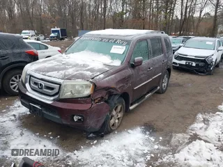 2011 Honda Pilot EX-L with VIN 5FNYF4H56BB024171, listed as a IAAI auction lot 41442621 with 105,104 mi miles. Bid and sale history available at carsss.com. Image 17.
