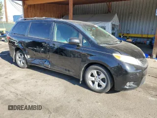 2015 Toyota Sienna LE AAS с VIN 5TDKK3DC3FS536567, выставлен на аукционе Copart как лот 53286655 с пробегом 269 828 миль миль и Списание • Salvage title. История ставок и продаж доступна на DreamBid. Изображение 4.