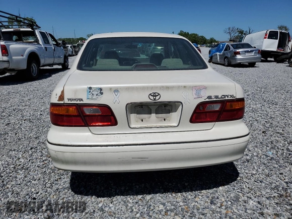 1998 Toyota Avalon XL with VIN 4T1BF18B9WU271848, listed as a Copart auction lot 49508095 with Not Provided miles and Salvage Title. Bid and sale history available at DreamBid. Image 6.