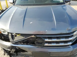 2020 Volkswagen Atlas SEL z VIN 1V2MR2CA6LC505095, wystawiony jako Copart lot #54224555 z przebiegiem 65 529 mil mil oraz Szkoda całkowita • Salvage title. Historia ofert i sprzedaży dostępna na DreamBid. Obrazek 12.