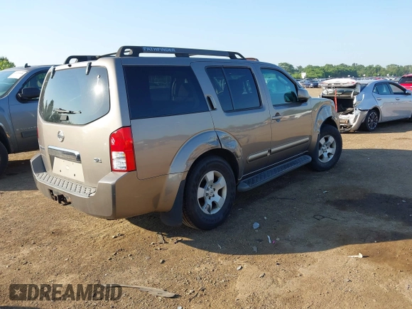 2006 Nissan Pathfinder SE with VIN 5N1AR18W96C660064, listed as a IAAI auction lot 42702343 with 198,734 mi miles and . Bid and sale history available at DreamBid. Image 4.