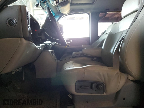 2000 Chevrolet Tahoe LS with VIN 1GNEK13T1YJ207487, listed as a Copart auction lot 85602174 with 209,441 mi miles and Salvage title. Bid and sale history available at DreamBid. Image 7.
