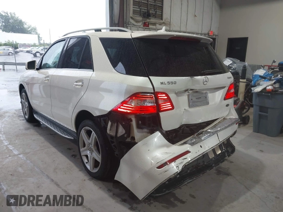 2013 Mercedes-Benz M 550 with VIN 4JGDA7DB3DA165765, listed as a IAAI auction lot 42323988 with 96,344 mi miles and . Bid and sale history available at DreamBid. Image 3.
