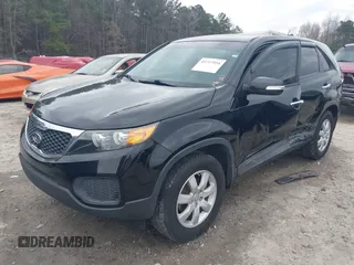 2012 Kia Sorento LX with VIN 5XYKT3A18CG237178, listed as a IAAI auction lot 41727554 with 283,783 mi miles. Bid and sale history available at carsss.com. Image 2.