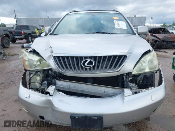 2008 Lexus RX 350 with VIN 2T2GK31U78C052640, listed as a IAAI auction lot 40298330 with 101,682 mi miles and . Bid and sale history available at DreamBid. Image 12.