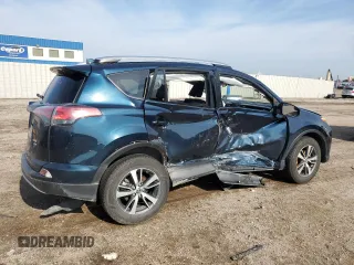 2018 Toyota RAV4 XLE z VIN JTMRFREV1JJ242564, wystawiony jako Copart lot #59093405 z przebiegiem 111 174 mil mil oraz Szkoda całkowita • Salvage title. Historia ofert i sprzedaży dostępna na DreamBid. Obrazek 3.