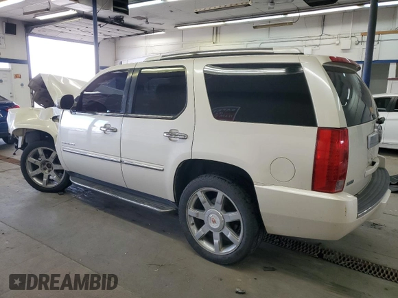 2012 Cadillac Escalade Luxury z VIN 1GYS4BEF3CR238652, wystawiony jako Copart lot #51501465 z przebiegiem 161 860 mil mil oraz Szkoda całkowita • Salvage title. Historia ofert i sprzedaży dostępna na DreamBid. Obrazek 2.